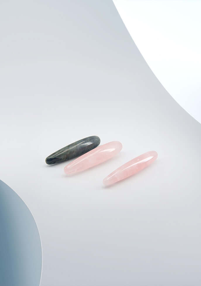 Taperella-L-yoni-wand