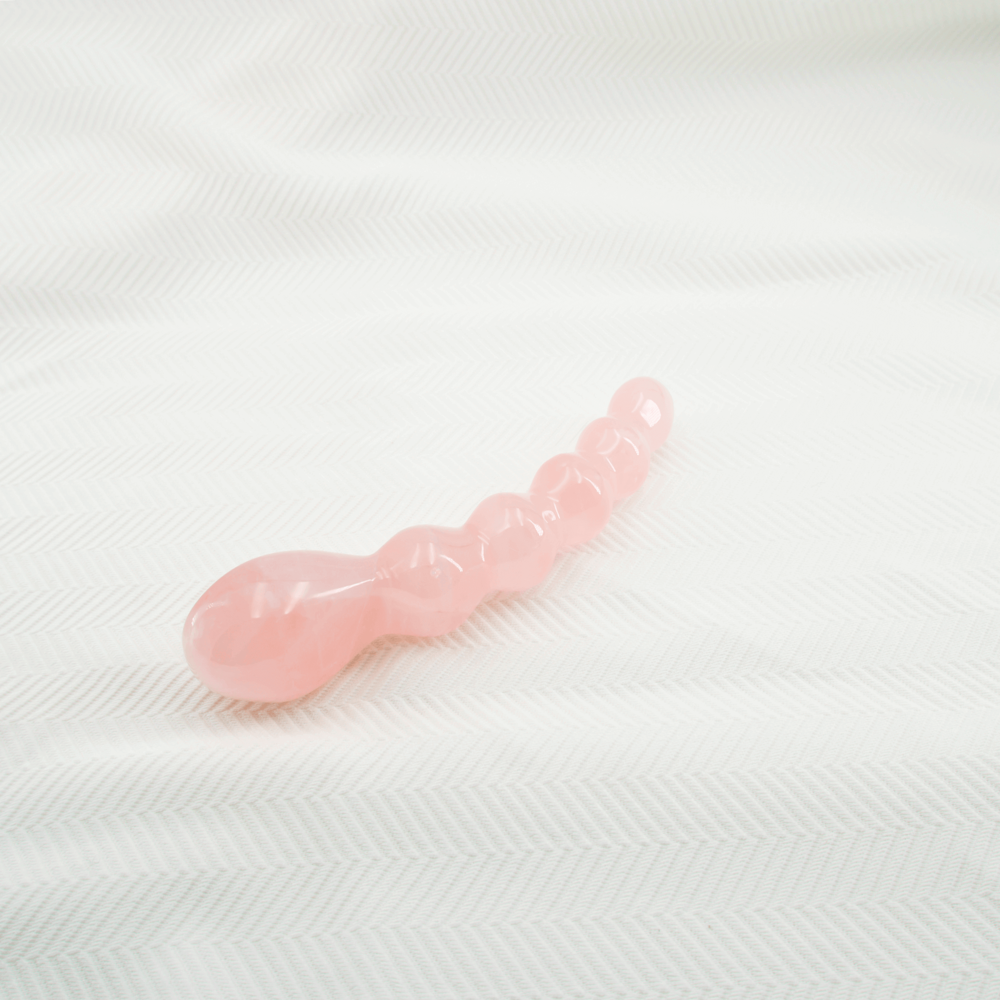 Blooma-Crystal-Dildo-Orgasm Enhancer