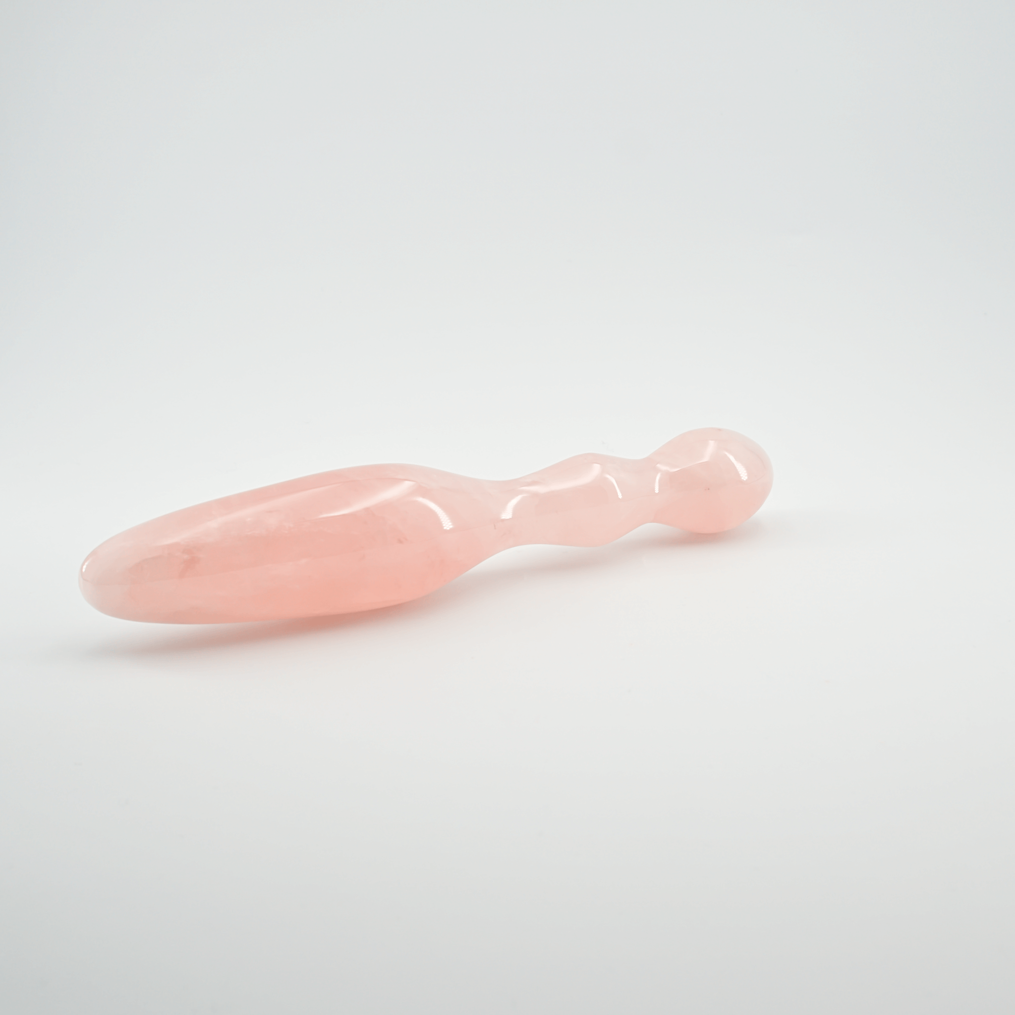 Ellure-crystal-dildo