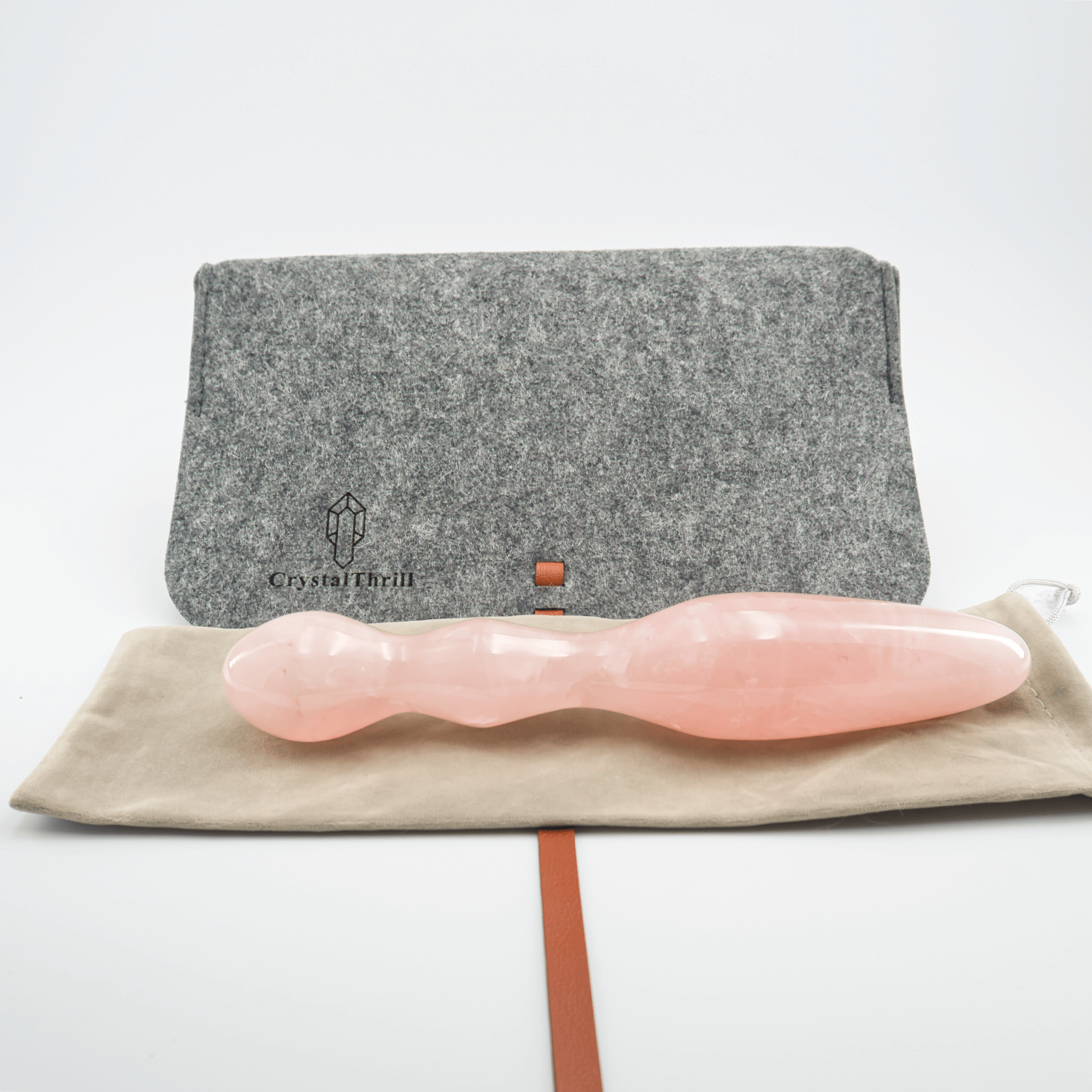 Ellure-crystal-dildo