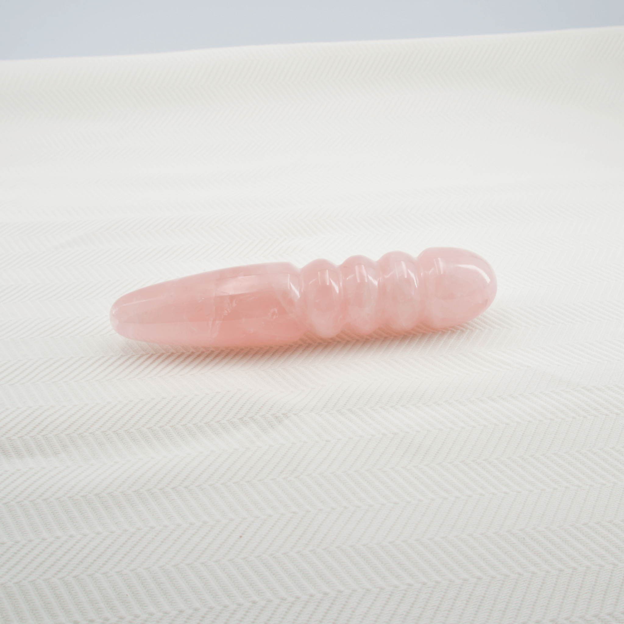CrystalThrill Double End, Tapered, Ribbed Rose Quartz / 7" Unduluna